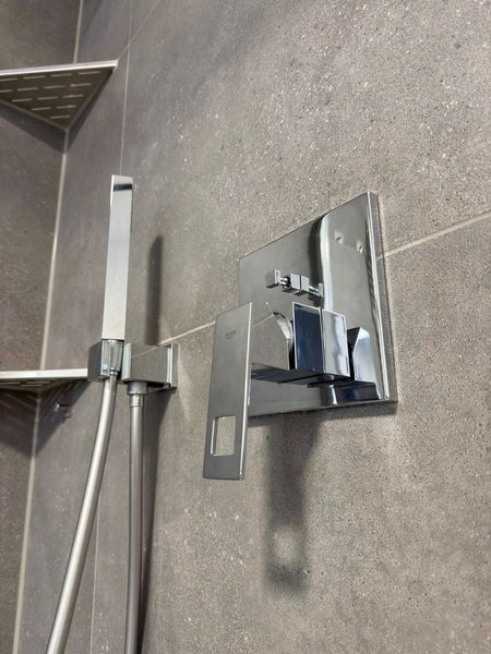 Referenz 6 – Fliesen- & Fugenarbeit