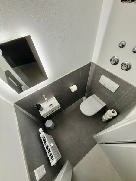 Referenz 12 – Fliesen- & Fugenarbeit