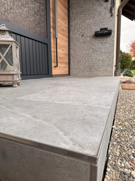 Referenz 16 – Fliesen- & Fugenarbeit