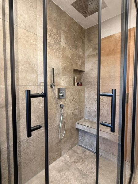 Referenz 29 – Fliesen- & Fugenarbeit