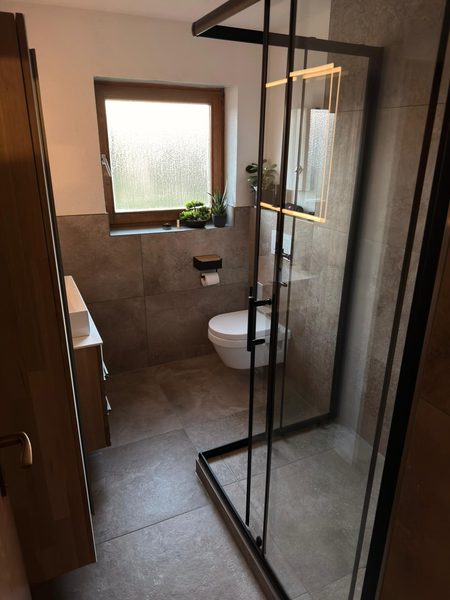 Referenz 43 – Fliesen- & Fugenarbeit