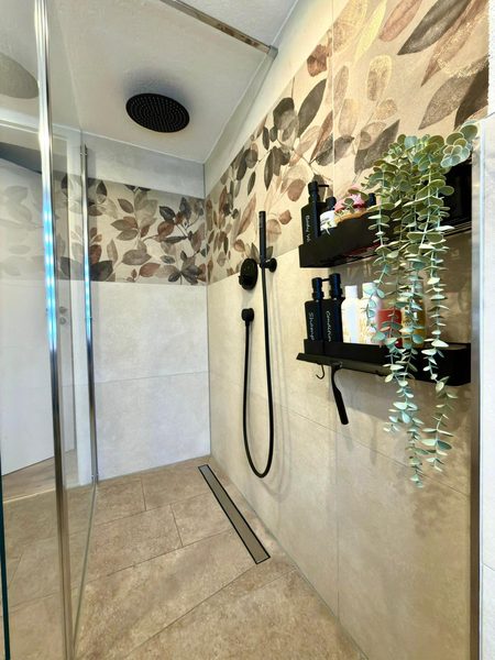 Referenz 52 – Fliesen- & Fugenarbeit